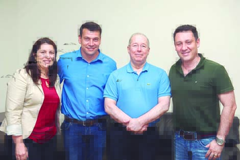 Foto-gabinete-Manu-Celso