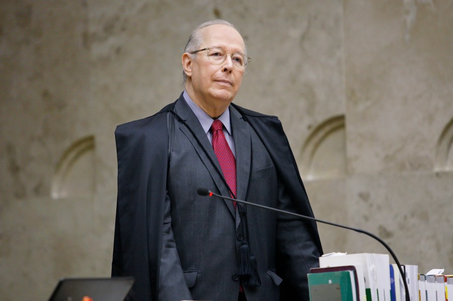 Celso de Mello internet