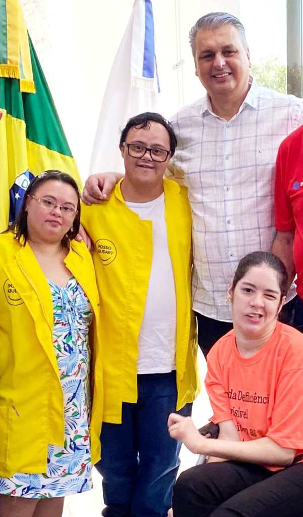 O atributo alt desta imagem está vazio. O nome do arquivo é prefeito-politica-inclusao-1.jpg